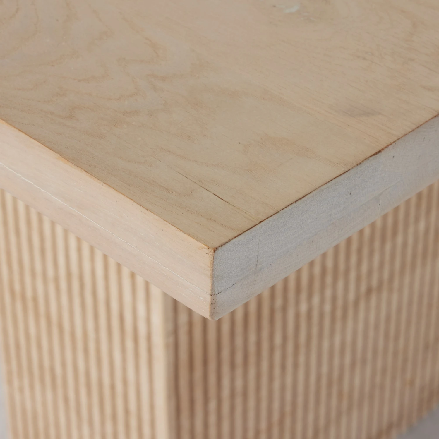 Ritta Dining Table 12 Ritta Dining Table - Image 10