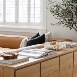 Arteriors Flora Centerpiece 13 Arteriors Flora Centerpiece -Noir || Bloomingville Shop 7 c0332609 ab1a 4b7b af88 8e70bb203b6b