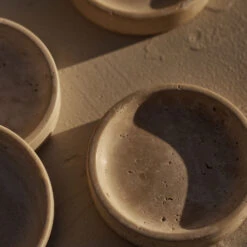 Small Travertine Dish 8 Small Travertine Dish -Noir || Bloomingville Shop PRODUCT SHOTS 1499