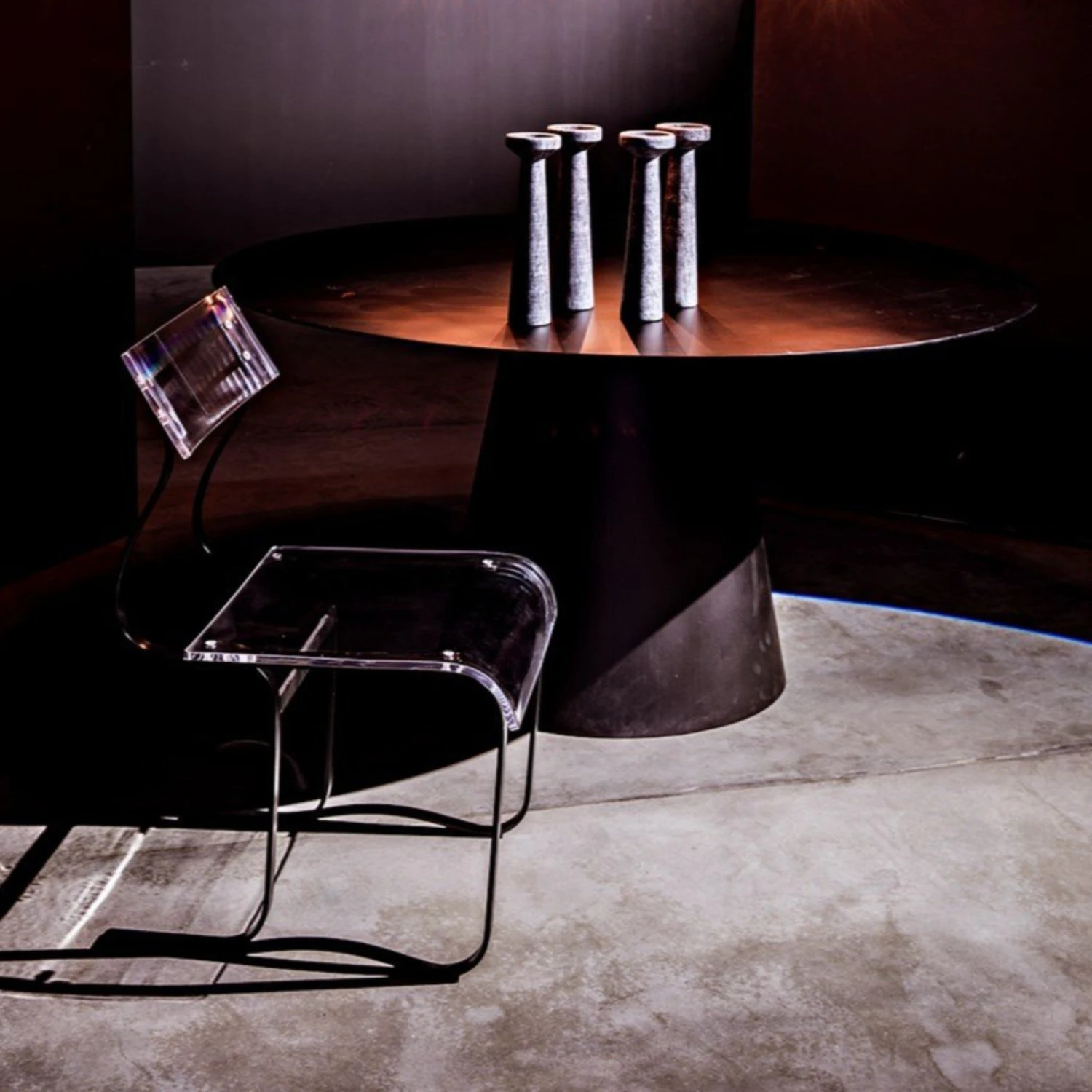 Noir Vesuvius Dining Table 5 Noir Vesuvius Dining Table - Image 3