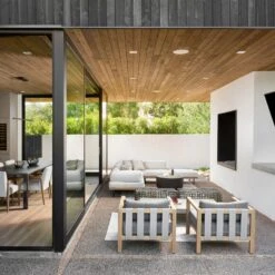 Sonoma Outdoor Chair -Noir || Bloomingville Shop media 7c81bc68 8ba0 4774 81c3 e64664962be5